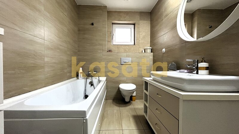 Ilfov 2 camere  Cosmopolis  parter  46mp utili   92mp curte