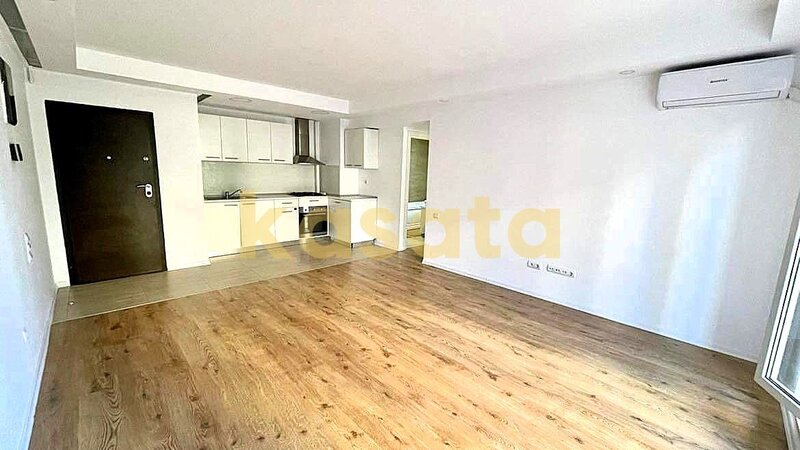 Ilfov 2 camere  Cosmopolis  parter  46mp utili   92mp curte