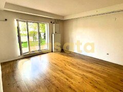 Ilfov 2 camere  Cosmopolis  parter  46mp utili   92mp curte